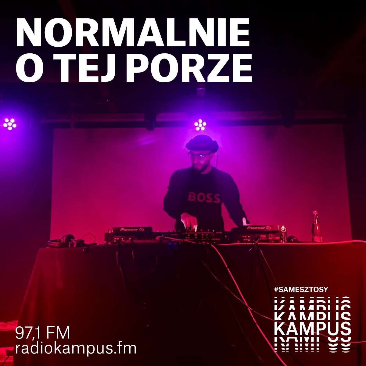 Słuchaj techno w okularach