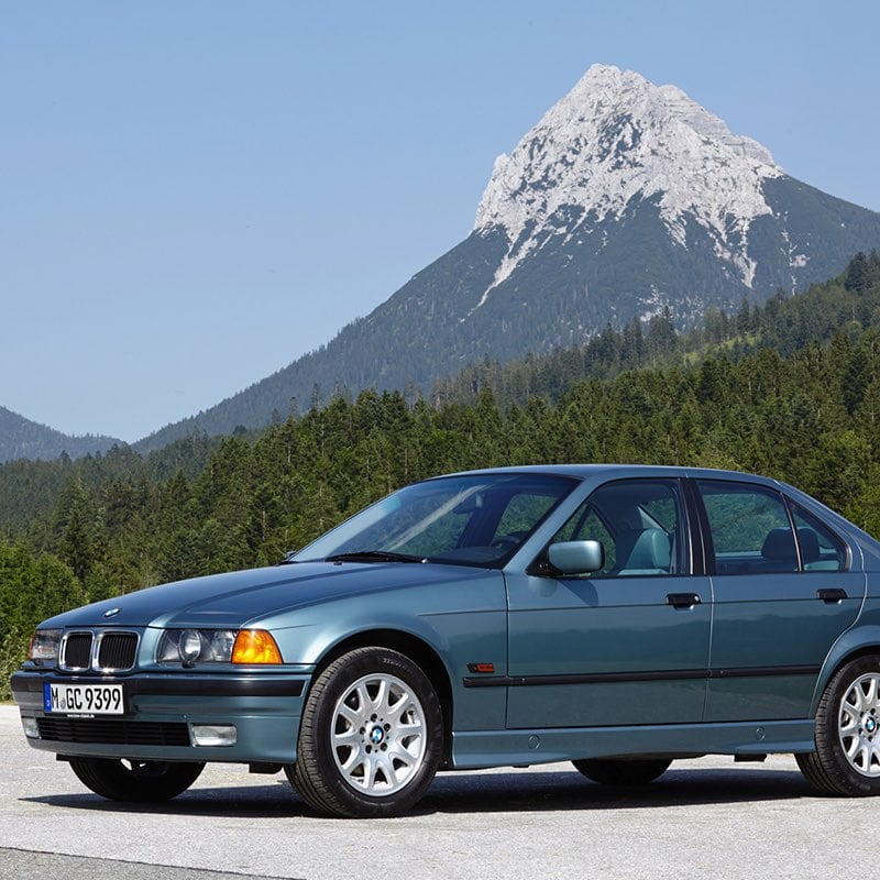 S1E18 - E36 3 Series, Lightweight vs. Horsepower