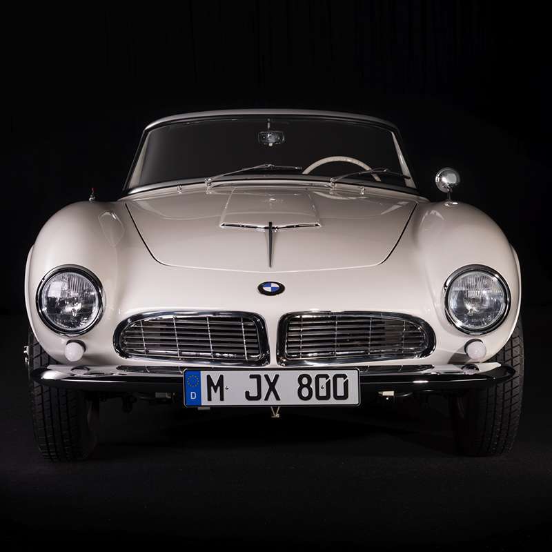 S1E16 - The Story Behind The Elvis Presley BMW 507 Roadster, BMW 2002 History