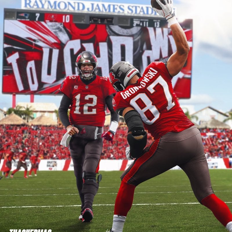 S1E14 - Emergency Podcast: Tampa Trades for Gronk ahead of Draft S1E14 - Emergency Podcast: Tampa Trades for Gronk ahead of Draft