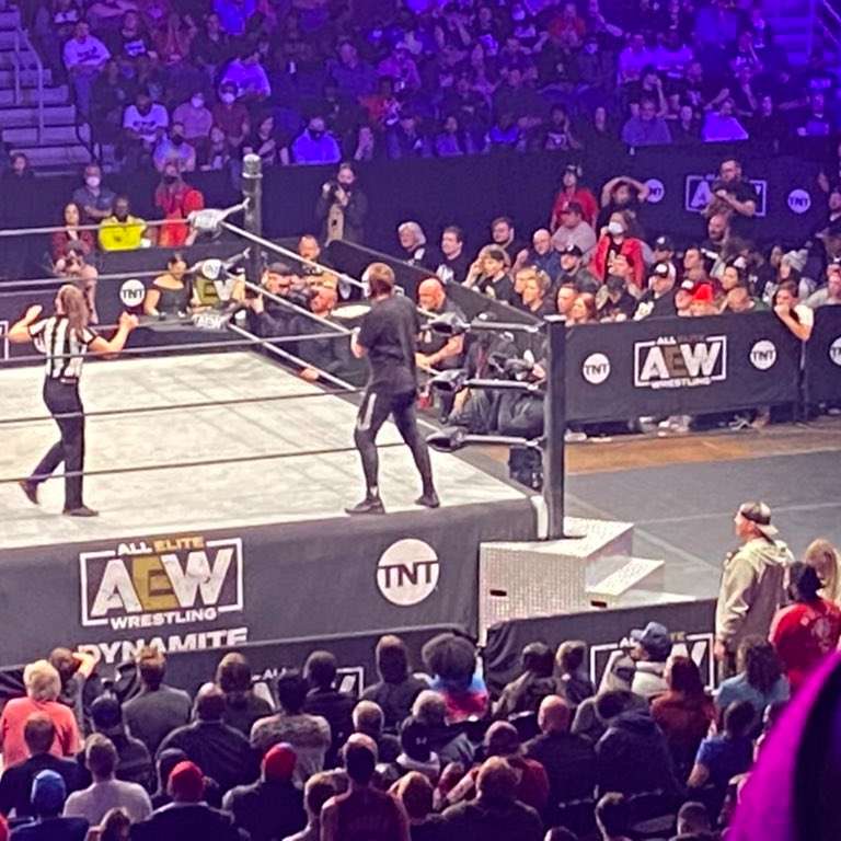 Harris Went to AEW Dynamite!