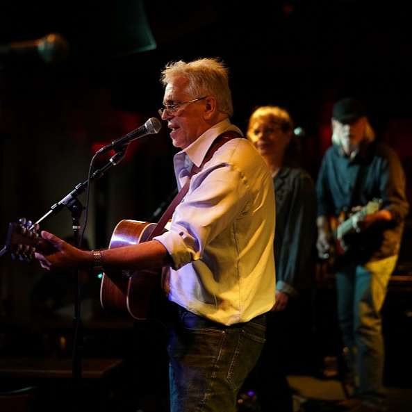 Acoustic Live at WCWP - Ray Lambiase and Lanny Sichel