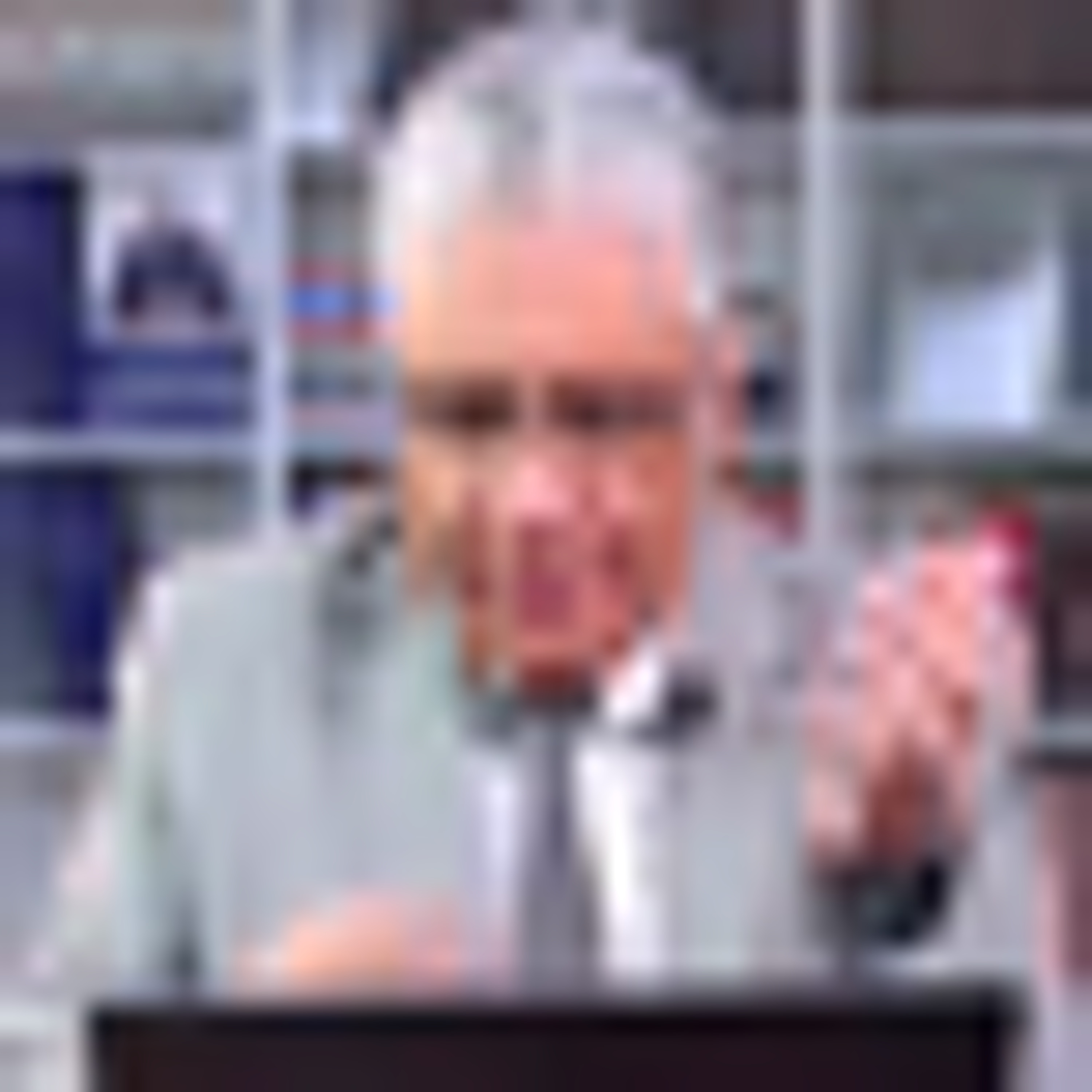 279 التواصل مع العملاء - الجزء الأول episode artwork