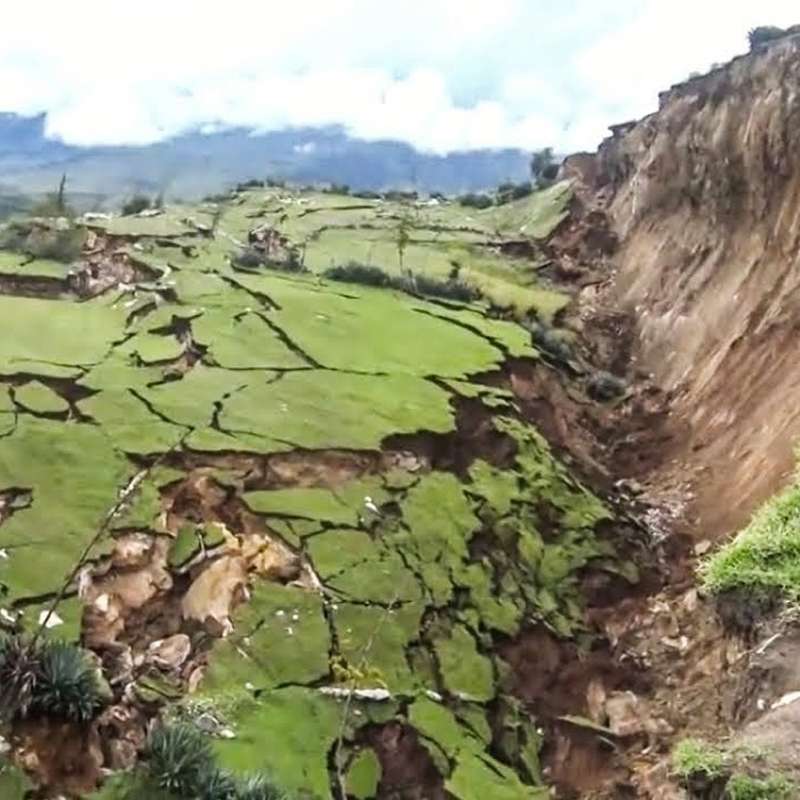 7 khoảnh khắc Mẹ Thiên Nhiên nổi giận