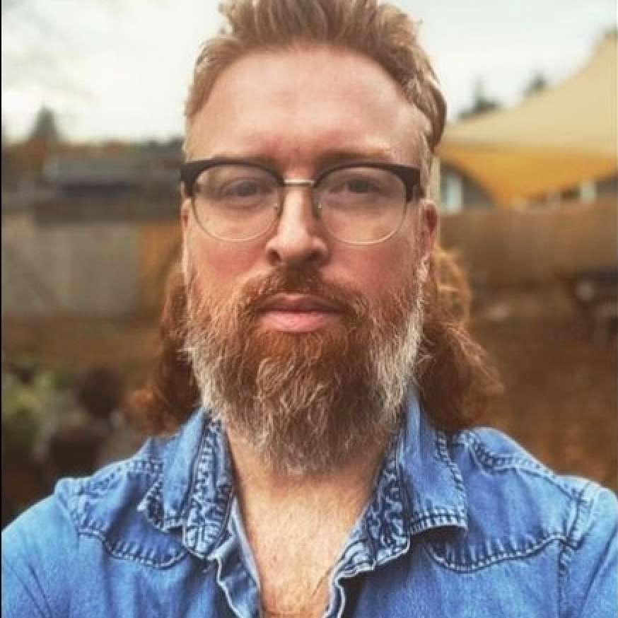 S3E35 -Kevin Maloney: Make it Weird