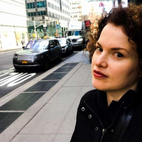 Episode 119: The Absurd Disease - an interview with Vicki Novinsky
