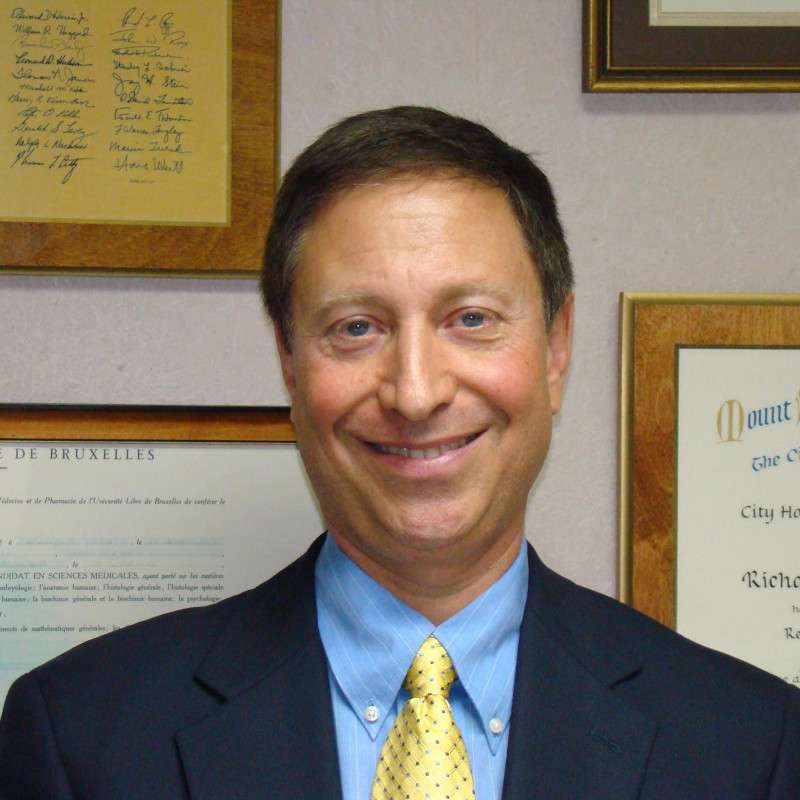 Episode 60: Has Horowitz Cured Lyme Disease? - an interview with Dr. Richard I. Horowitz, MD and Savi Glowe