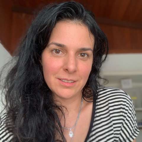 Episode 153: Be True to Yourself - an interview with Renata Lindoso