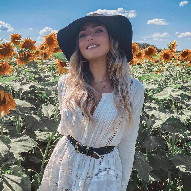Episode 535: 100 Doctors Later - Ciara Gaglio’s Fight Against Chronic Lyme Disease
