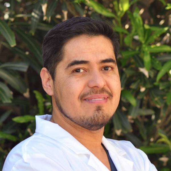 Lyme Disease Treatment at Sanoviv: Personalized Healing – Dr. Francisco Ulloa | LIVE from ILADS episode artwork