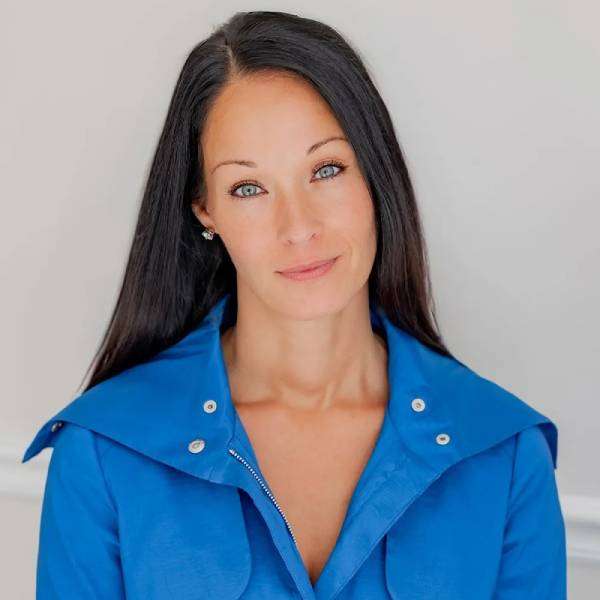 Beyond the Lyme Clinic: Herbal Medicine, Education & Advocacy – Dr. Myriah Hinchey | LIVE from ILADS episode artwork