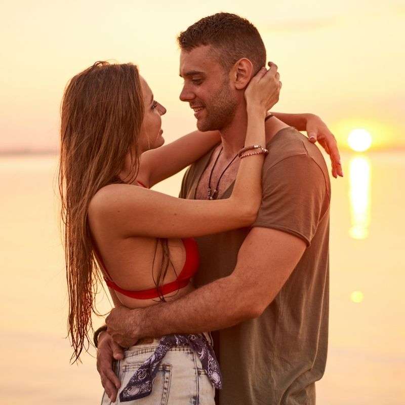 S1E4 -Ce que l'on ne vous dit pas sur l'amour et comment il peut régler tous vos problèmes