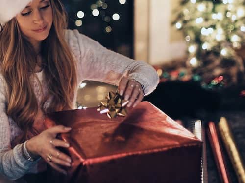 Theme Thursday: Presents