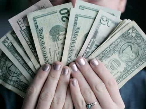 Two Great Investment Tips For Rich People