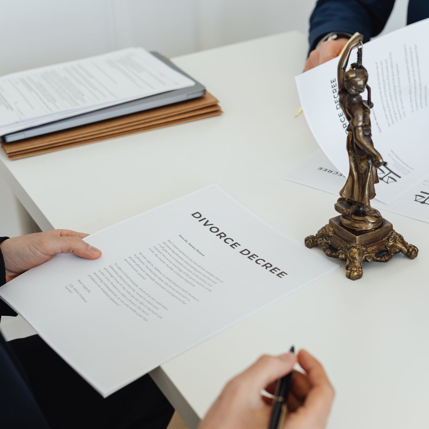 Fair Futures: Navigating Divorce with Confidence