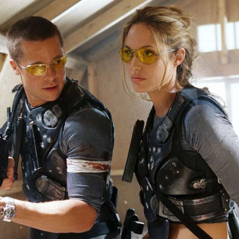 Episode 331 – Mr. and Mrs. Smith (2005) and Couples Counseling (Black Bag) episode artwork