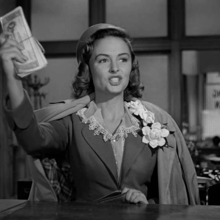 S6E58 - MovieRob Minute Season 6 - It's A Wonderful Life Minute - 058 - Small Kernel of Panic episode artwork