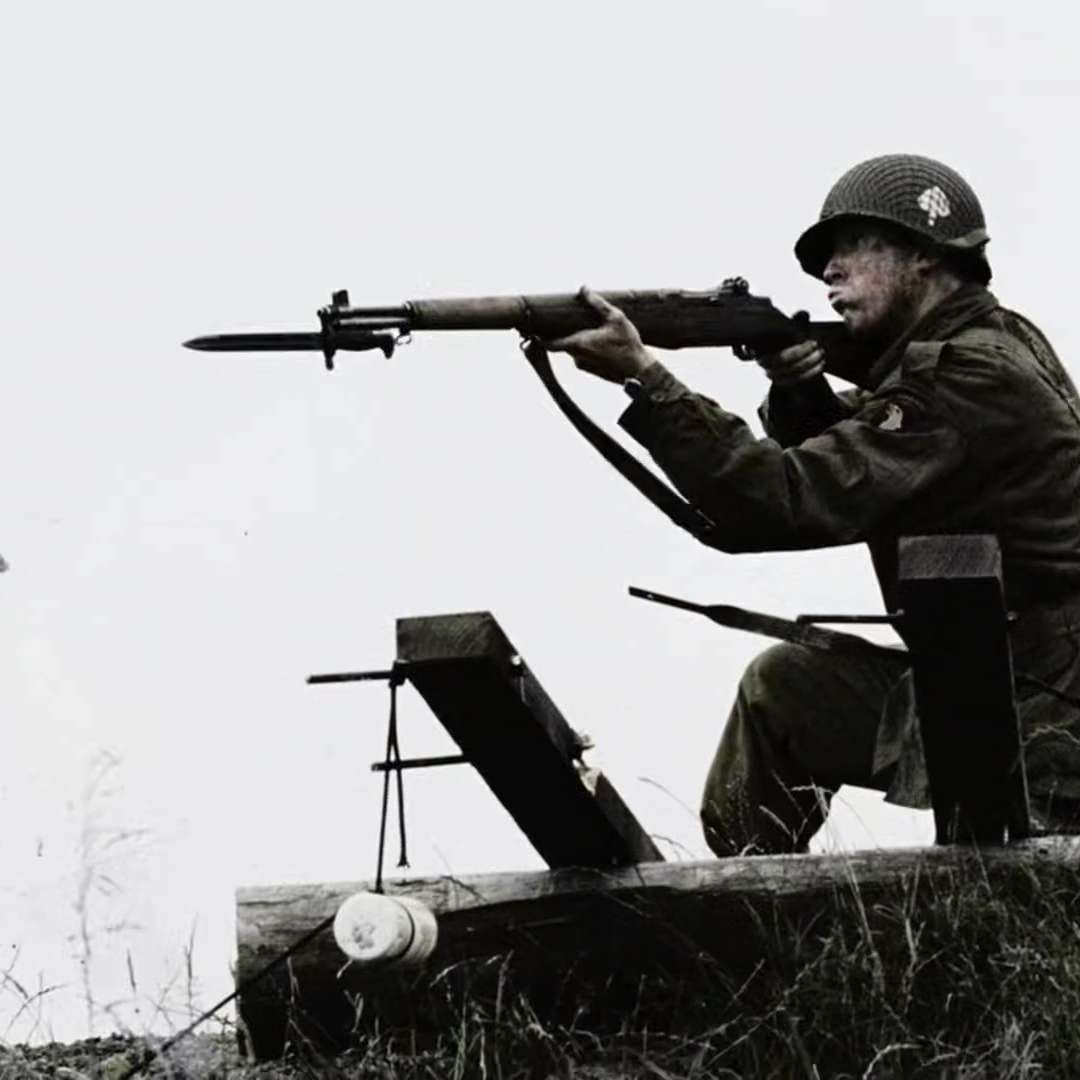 S11E59 - Band of Brothers Minute – 059 – Sometimes a Plan Works – MovieRob Minute Season 11