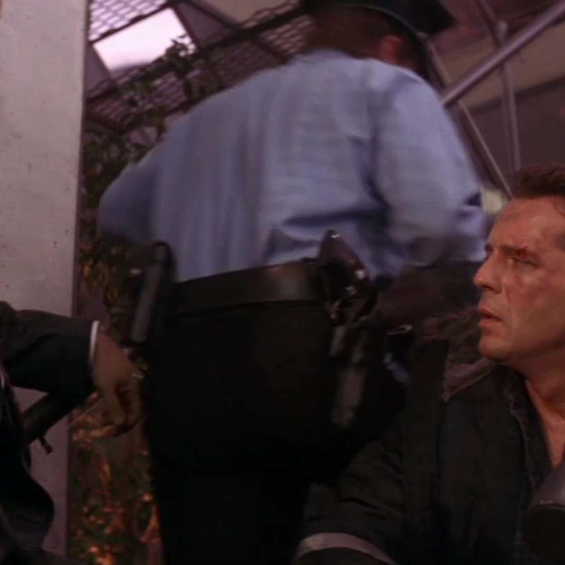 S5E61 - MovieRob Minute Season 5 - Die Hard 2: Die Harder Minute - 061 - Granny's Really Into This