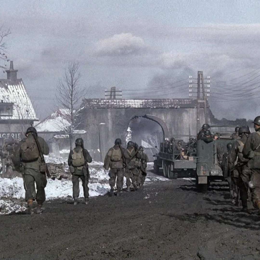 S11E95 - Band of Brothers Minute – 095 – The Grandfathers of These Kind of Stories – MovieRob Minute Season 11 episode artwork