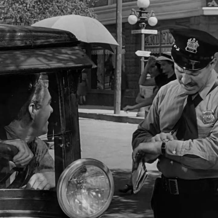 S6E15 - MovieRob Minute Season 6 - It's A Wonderful Life Minute - 015 - Gradually Get Darker episode artwork