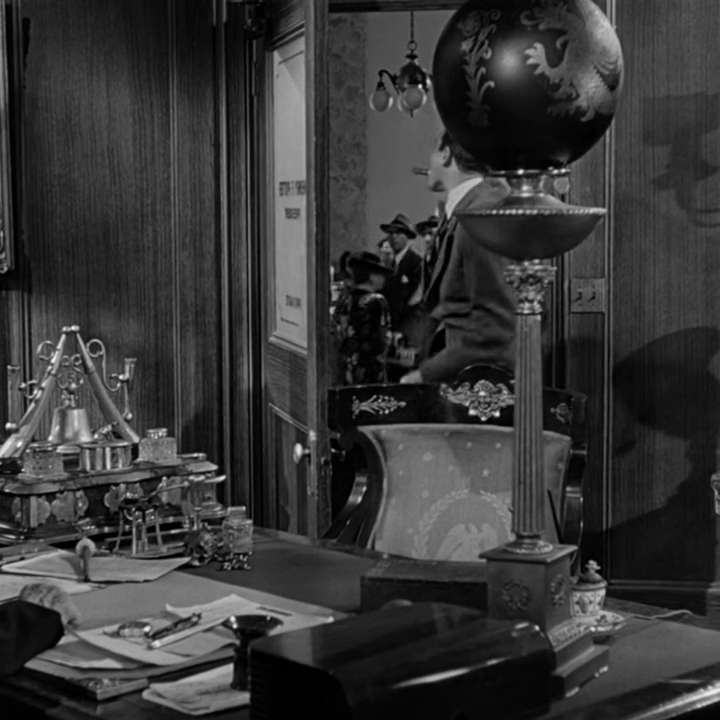 S6E73 - MovieRob Minute Season 6 - It's A Wonderful Life Minute - 073 - Can Spiders Get Scurvy? episode artwork