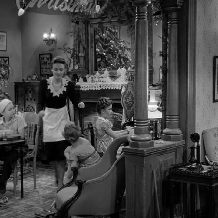 S6E90 - MovieRob Minute Season 6 - It's A Wonderful Life Minute - 090 - Transcends Christmas episode artwork