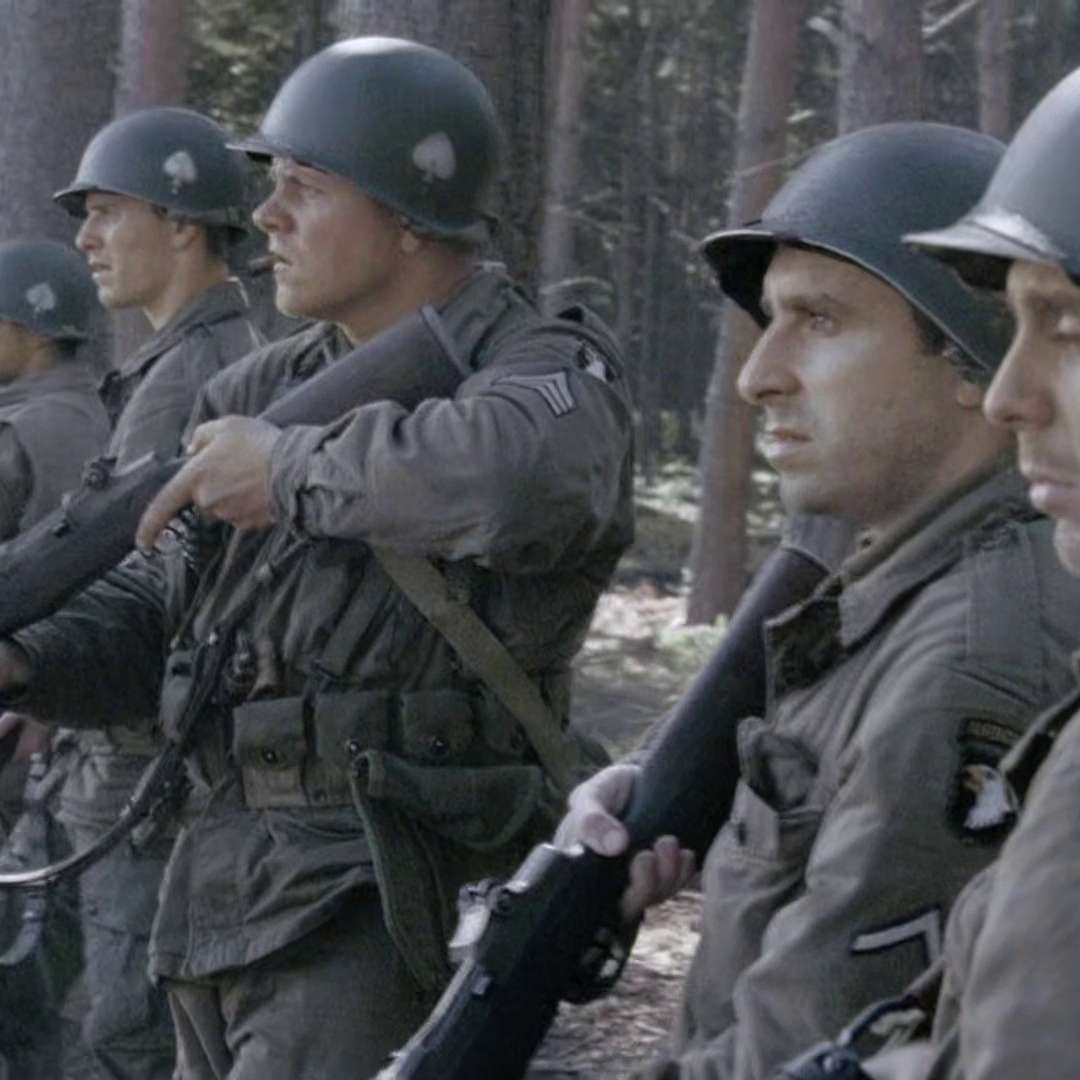 S11E117 - Band of Brothers Minute – 117 – Kamikaze Rabbis – MovieRob Minute Season 11 episode artwork