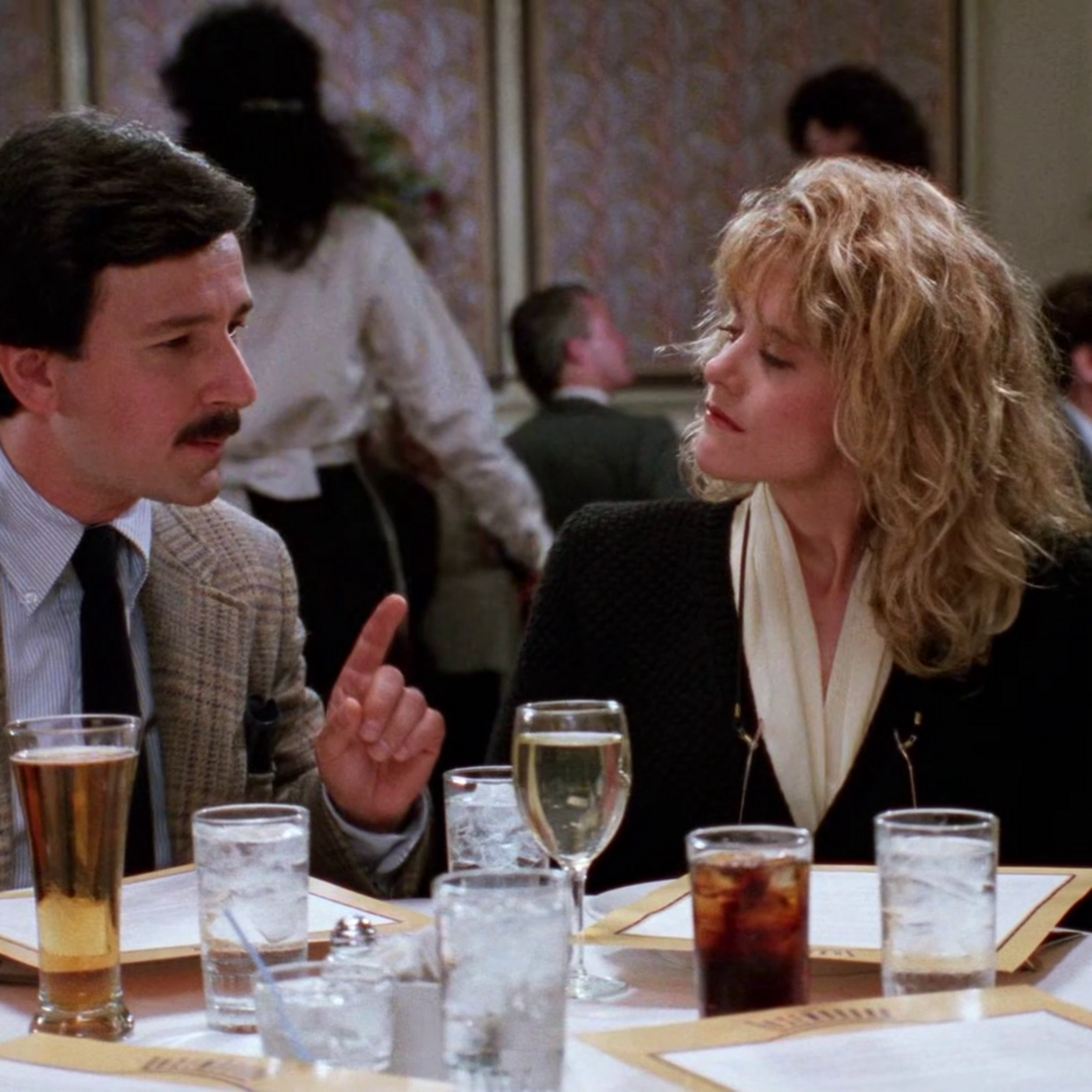 S4E54 - MovieRob Minute Season 4 - When Harry Met Sally Minute - 054 - Crowd Interactions episode artwork