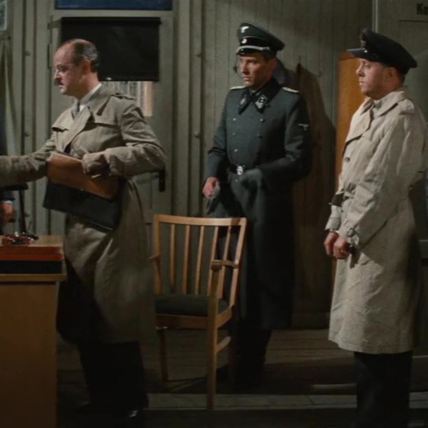 S1E30 - The Great Escape Minute 029 - That's an Insult to the 3 Stooges