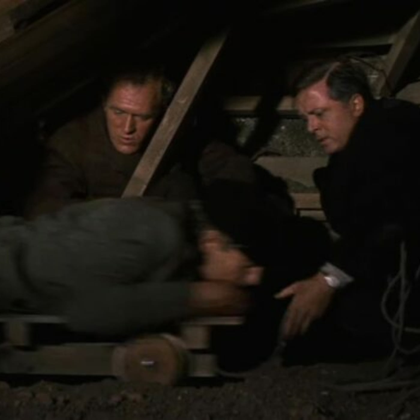 S1E123 - The Great Escape Minute 121 - You Can't Bail Now