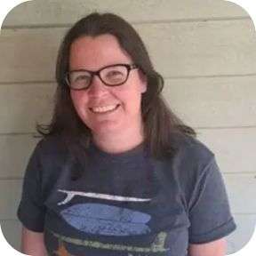 S4E1 - Season 3 Episode 1 - Kim Amor from KN Website Design